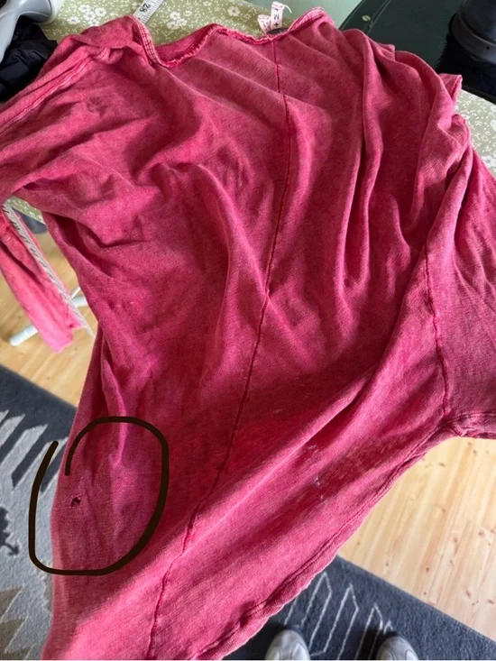 Free People We The Free Santa Cruz BOHO Henley Red Size Medium - Picture 4 of 9